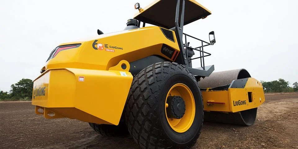 Liugong 12 Tons Single Drum Vibratory Road Rollers with Cummins Engine